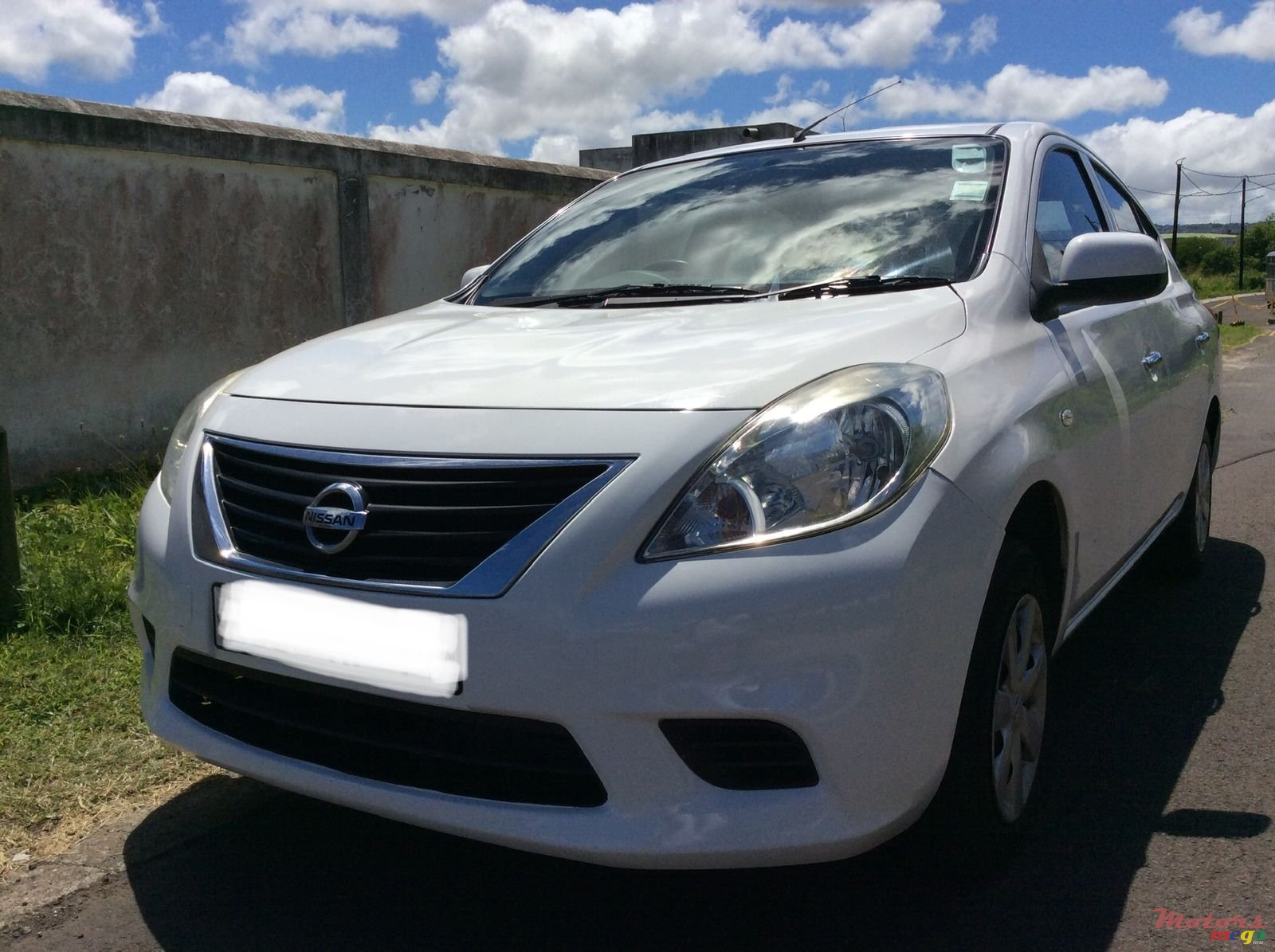 2014' Nissan Almera photo #2