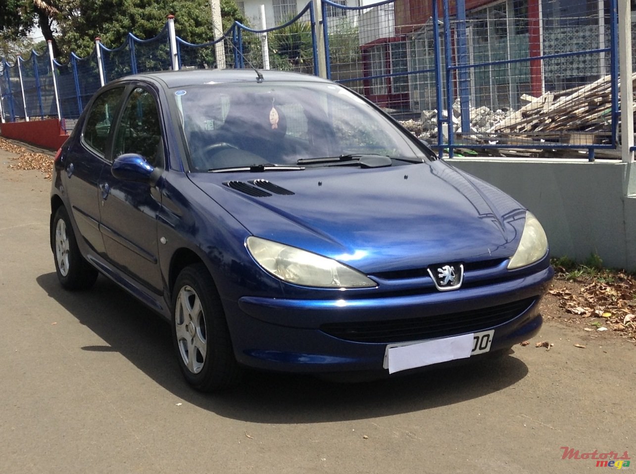 2000' Peugeot 206 photo #1