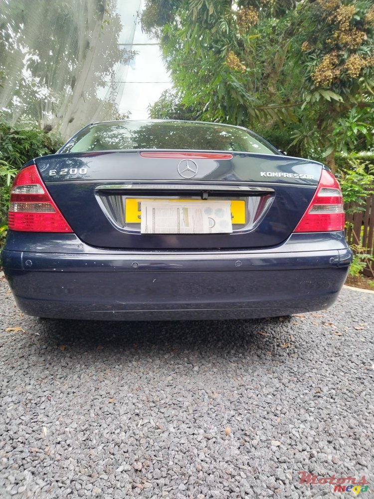 2004' Mercedes-Benz 200E Kompressor photo #4