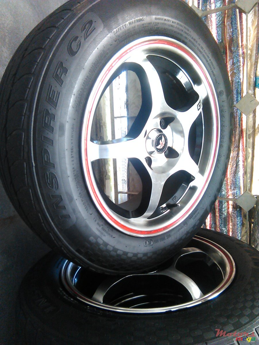 2016' Lamborghini photo #1