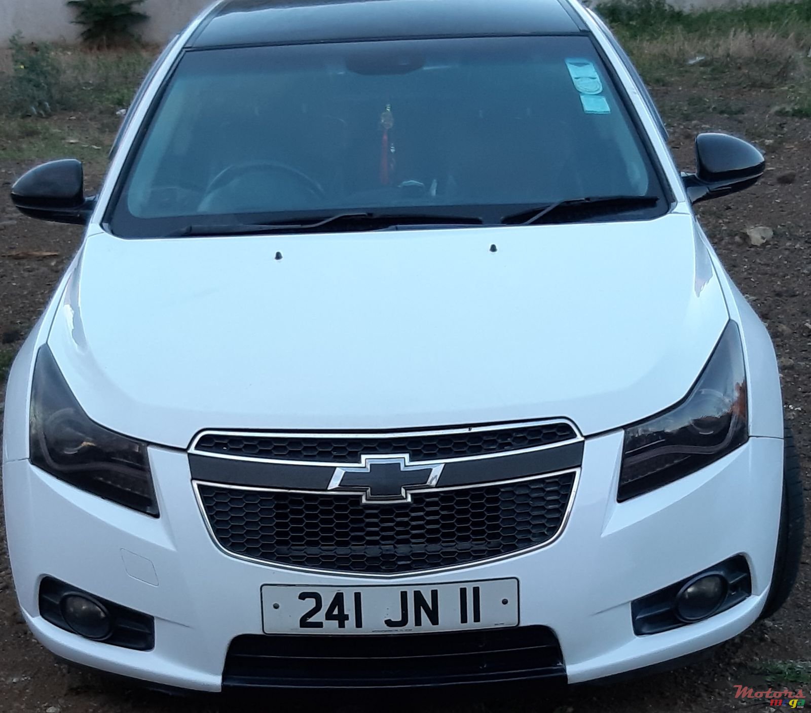 2011' Chevrolet Cruze photo #1