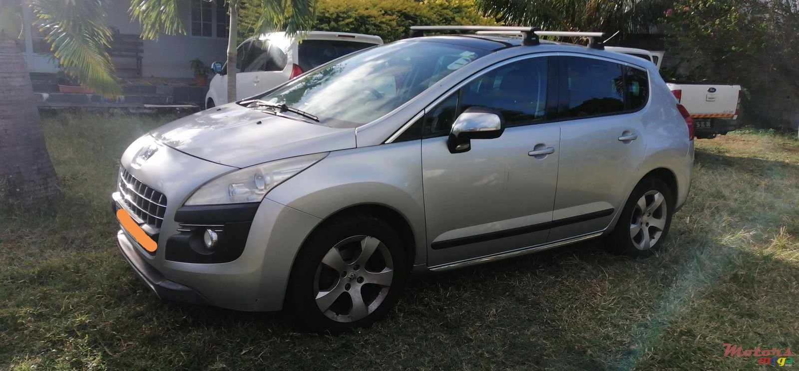 2012' Peugeot 3008 photo #2