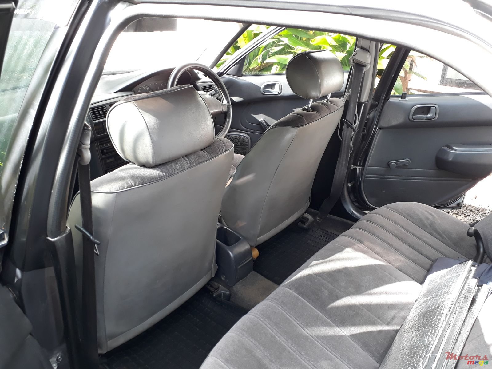 1995' Toyota Corolla photo #1