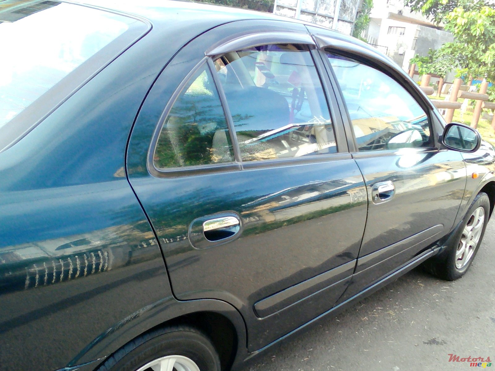 2006' Nissan Sunny photo #4