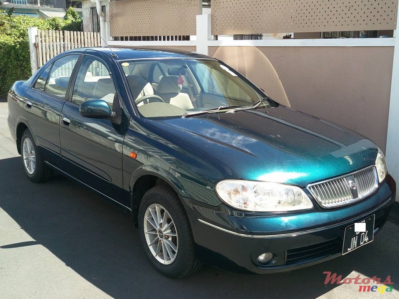 2004' Nissan Sunny N17 photo #1