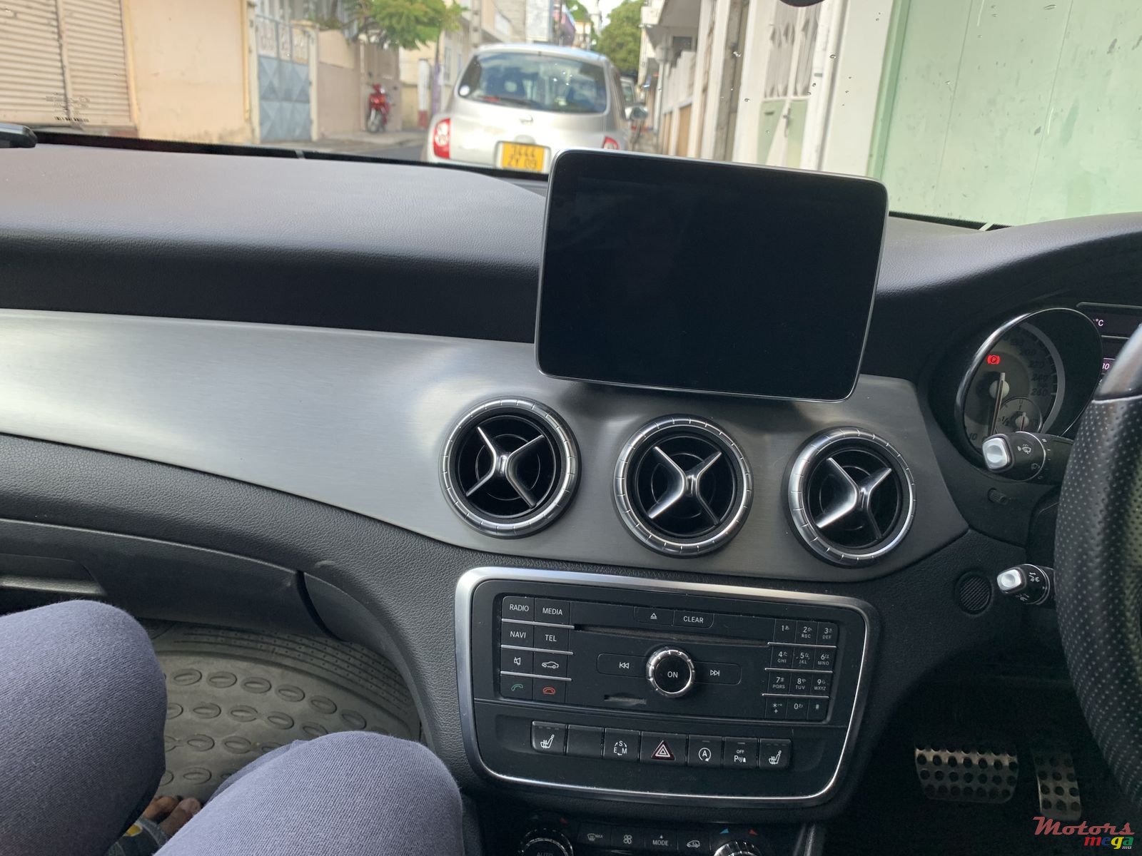 2015' Mercedes-Benz CLA 180 AMG Line100th Year Anniversary photo #3