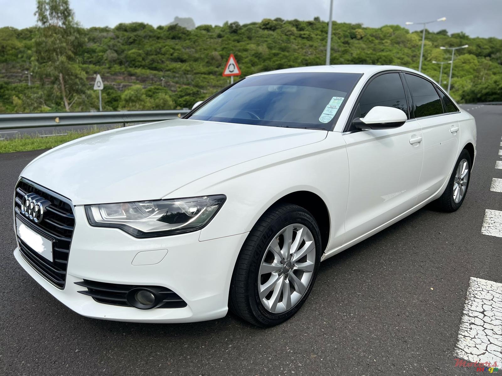 2012' Audi A6 photo #2