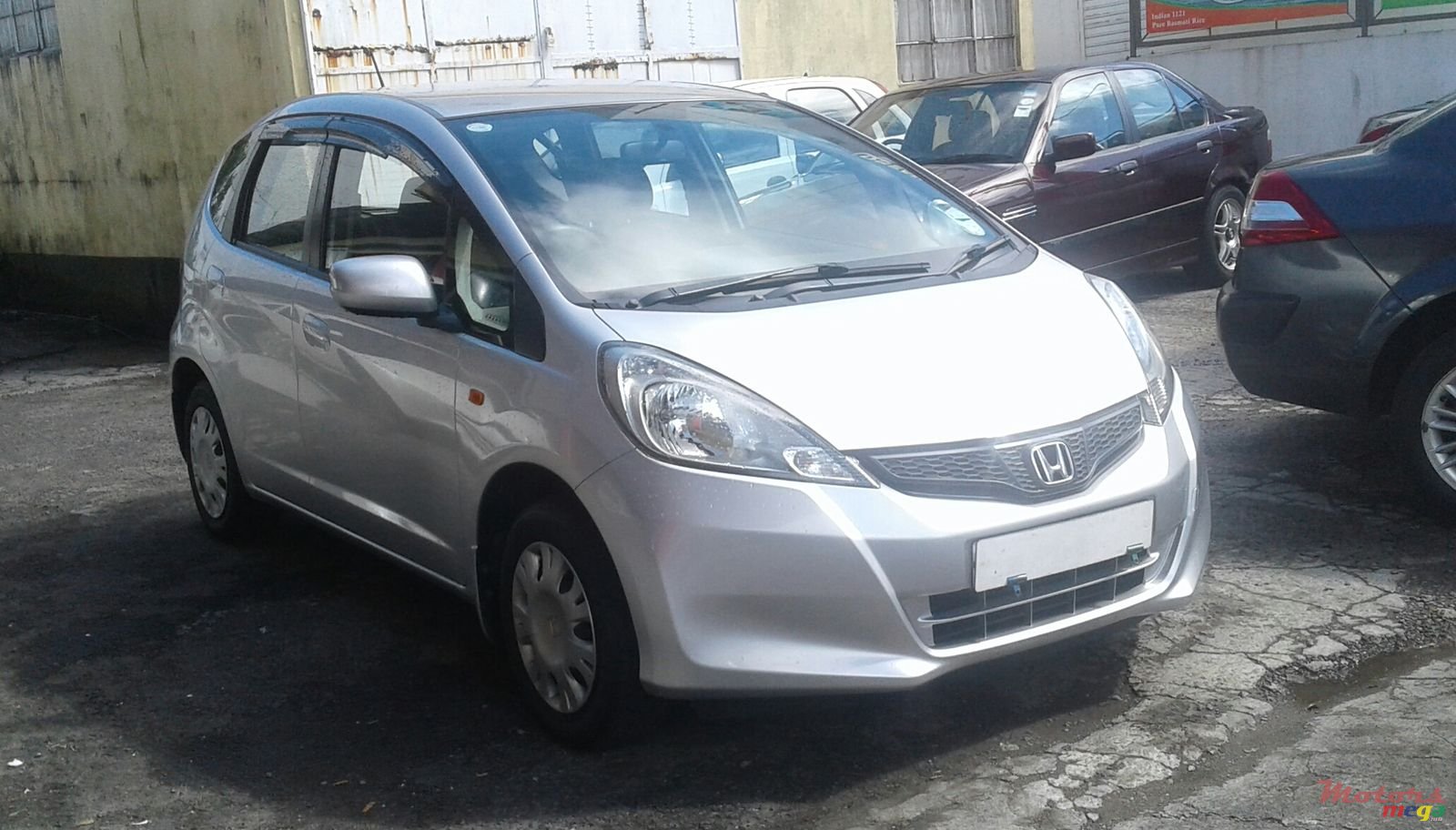 2010' Honda Fit photo #2