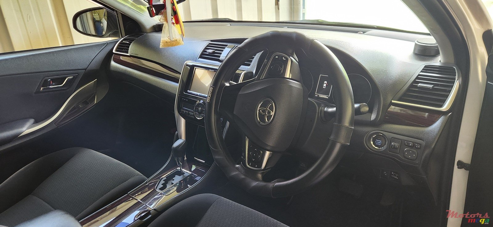 2016' Toyota Allion A15 photo #5