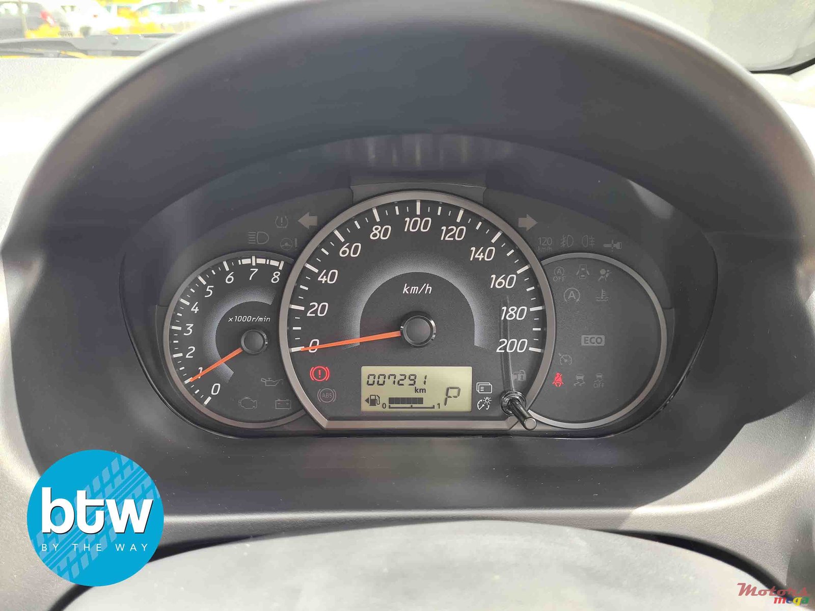 2020' Mitsubishi Mirage photo #7