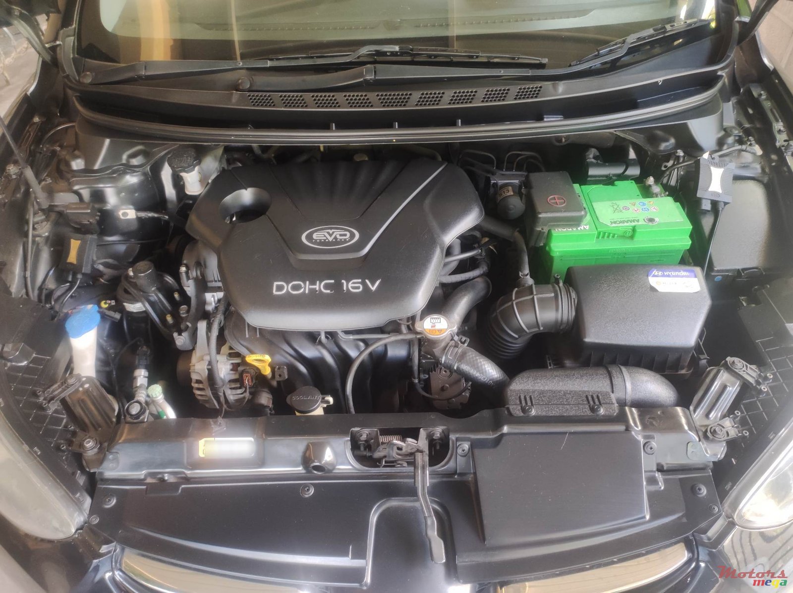 2013' Hyundai Elantra photo #7