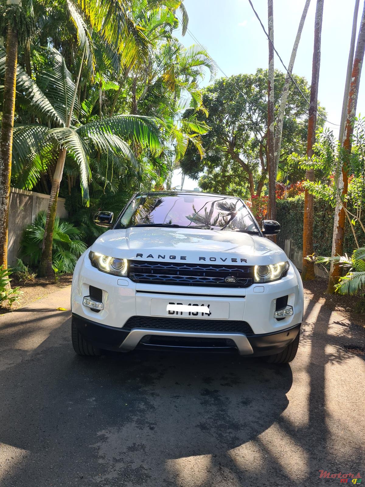 2012' Rover Range Rover Evoque photo #1