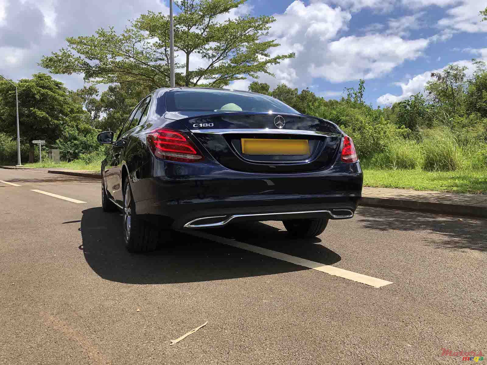 2016' Mercedes-Benz C 180 photo #3