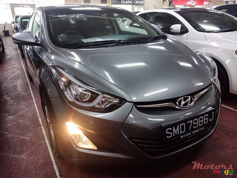 2015' Hyundai Elantra photo #1