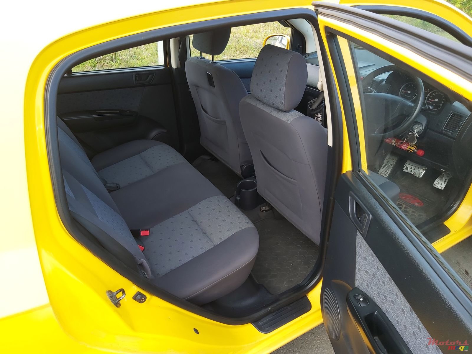 2004' Hyundai Getz photo #5