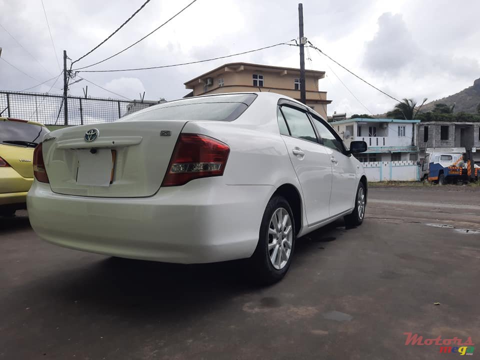 2009' Toyota Axio X LIMITED photo #4