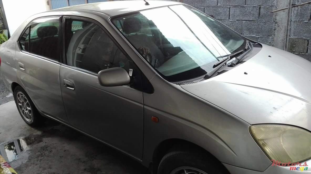 2002' Toyota Prius NZE engine photo #6