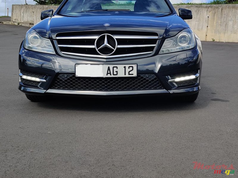 2012' Mercedes-Benz C-Class 180 photo #1