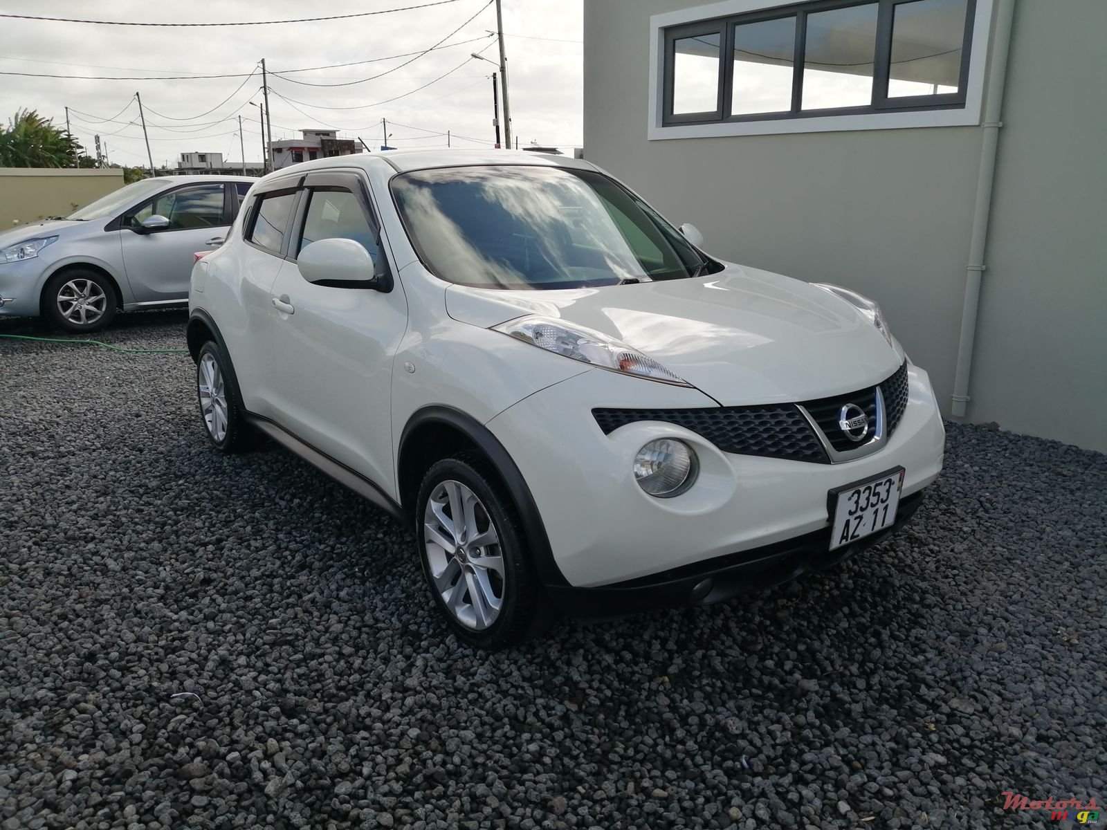 2011' Nissan Juke photo #1