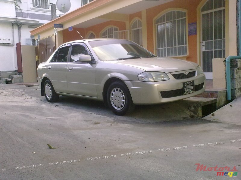 1998' Mazda 323 dorizin photo #1