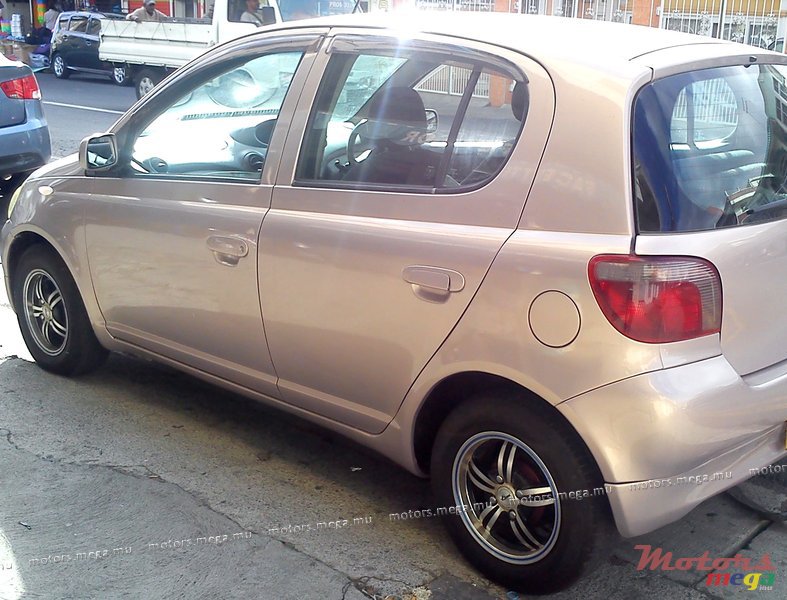 2001' Toyota photo #3