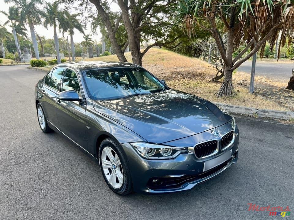 2015' BMW 320 photo #1