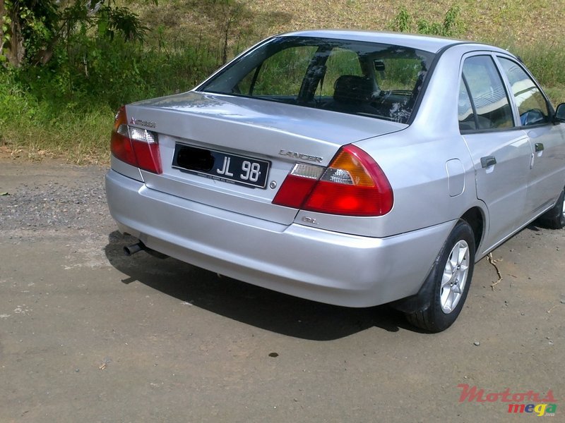 1998' Mitsubishi Lancer photo #4