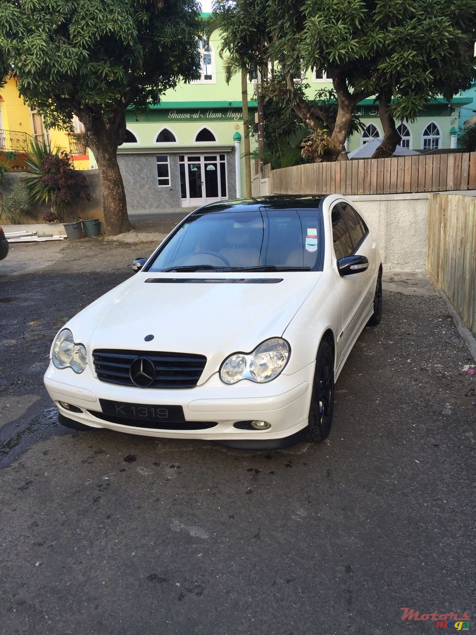 2003' Mercedes-Benz 200 photo #1