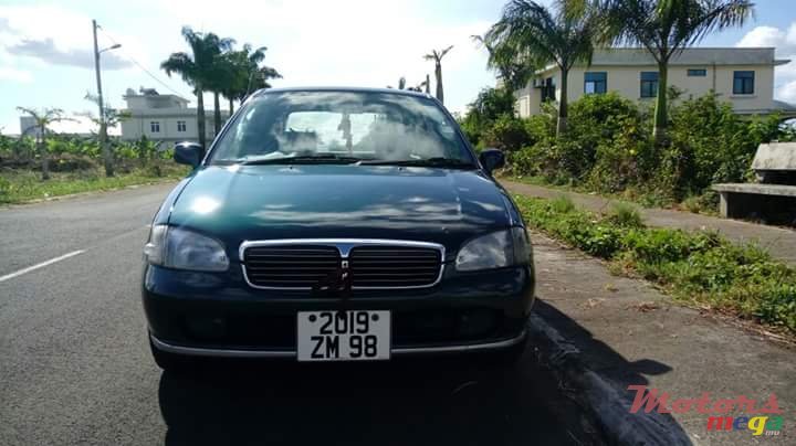 1998' Toyota Starlet photo #3