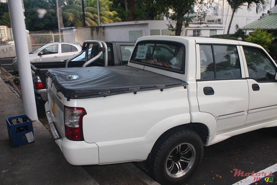 2009' SsangYong Musso photo #2