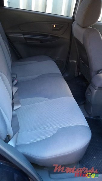 2007' Hyundai Tucson 2.0 DOHC photo #4