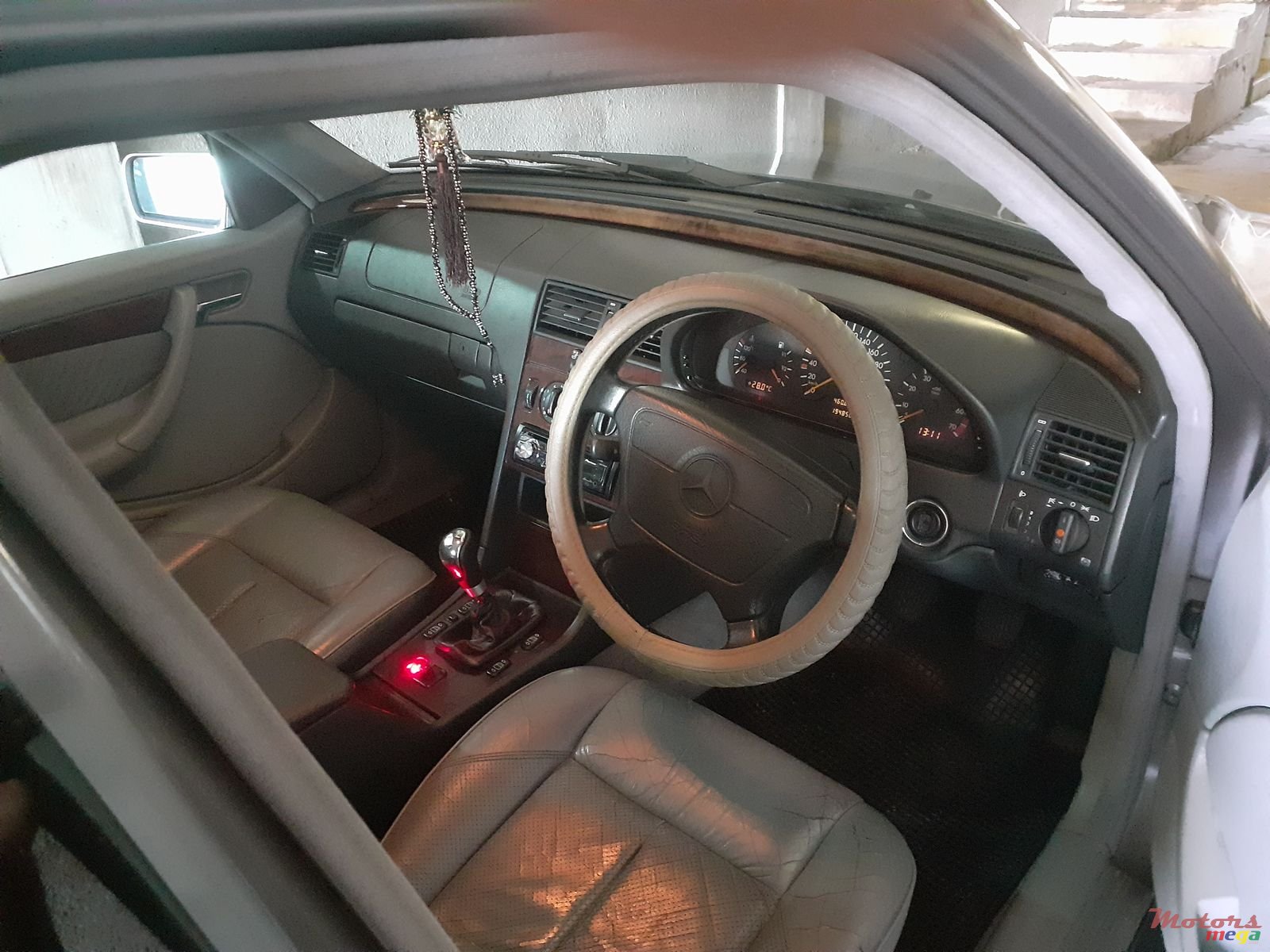 1997' Mercedes-Benz photo #5