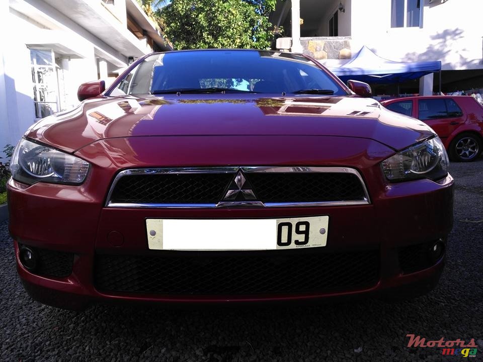 2009' Mitsubishi Lancer EX photo #2