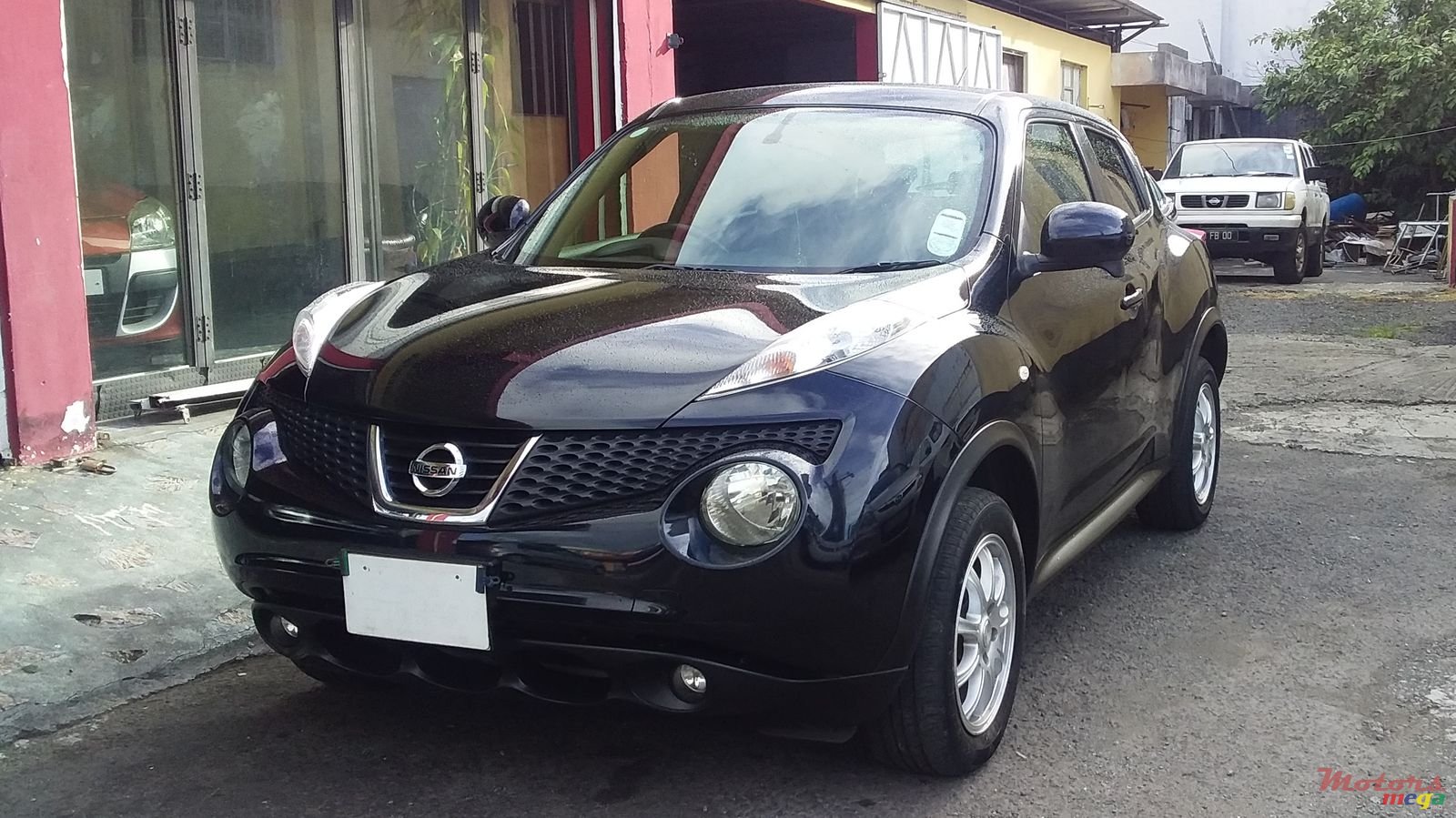 2012' Nissan Juke photo #1