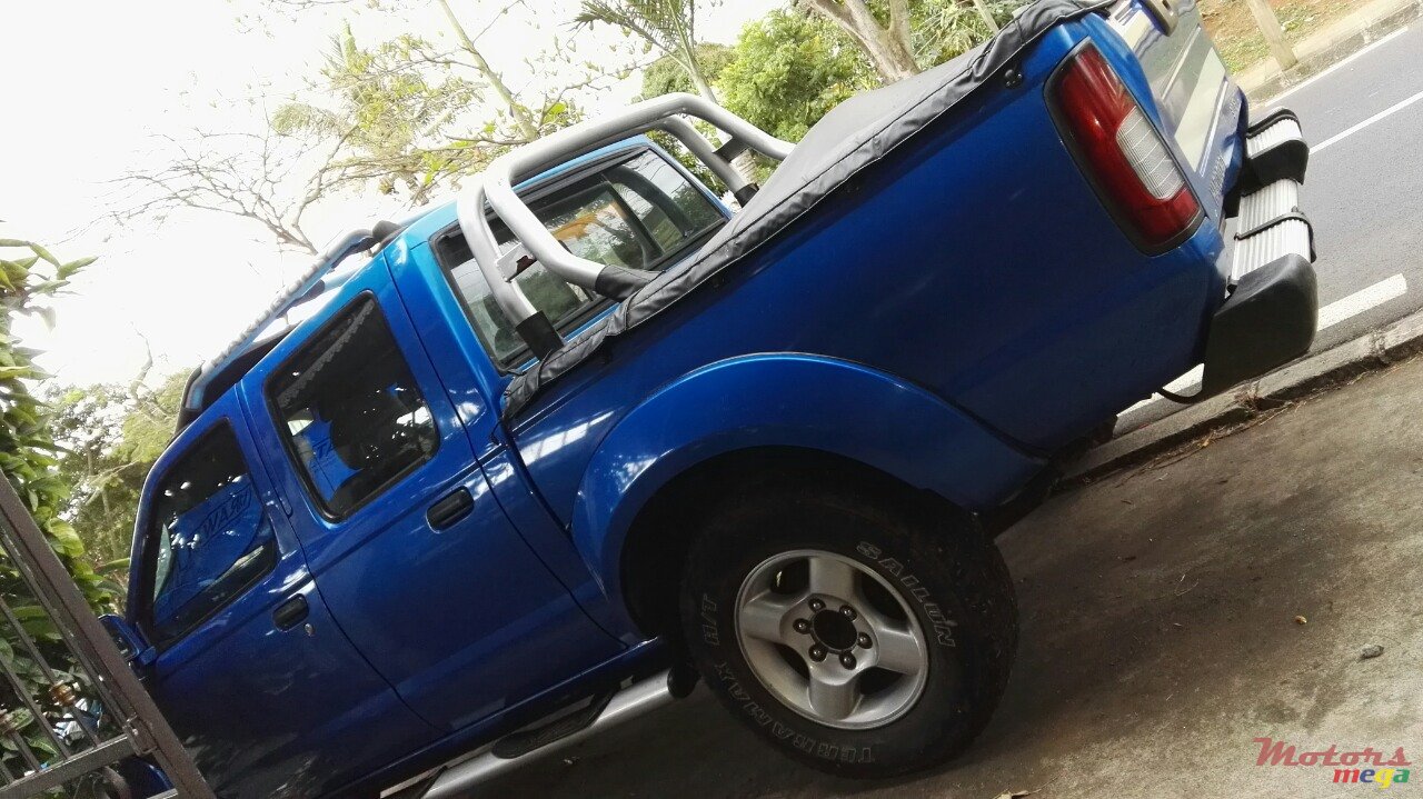 2003' Nissan photo #1