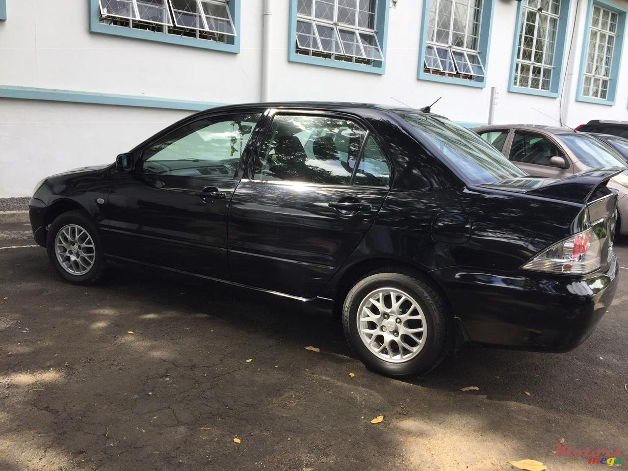 2005' Mitsubishi Lancer no photo #5