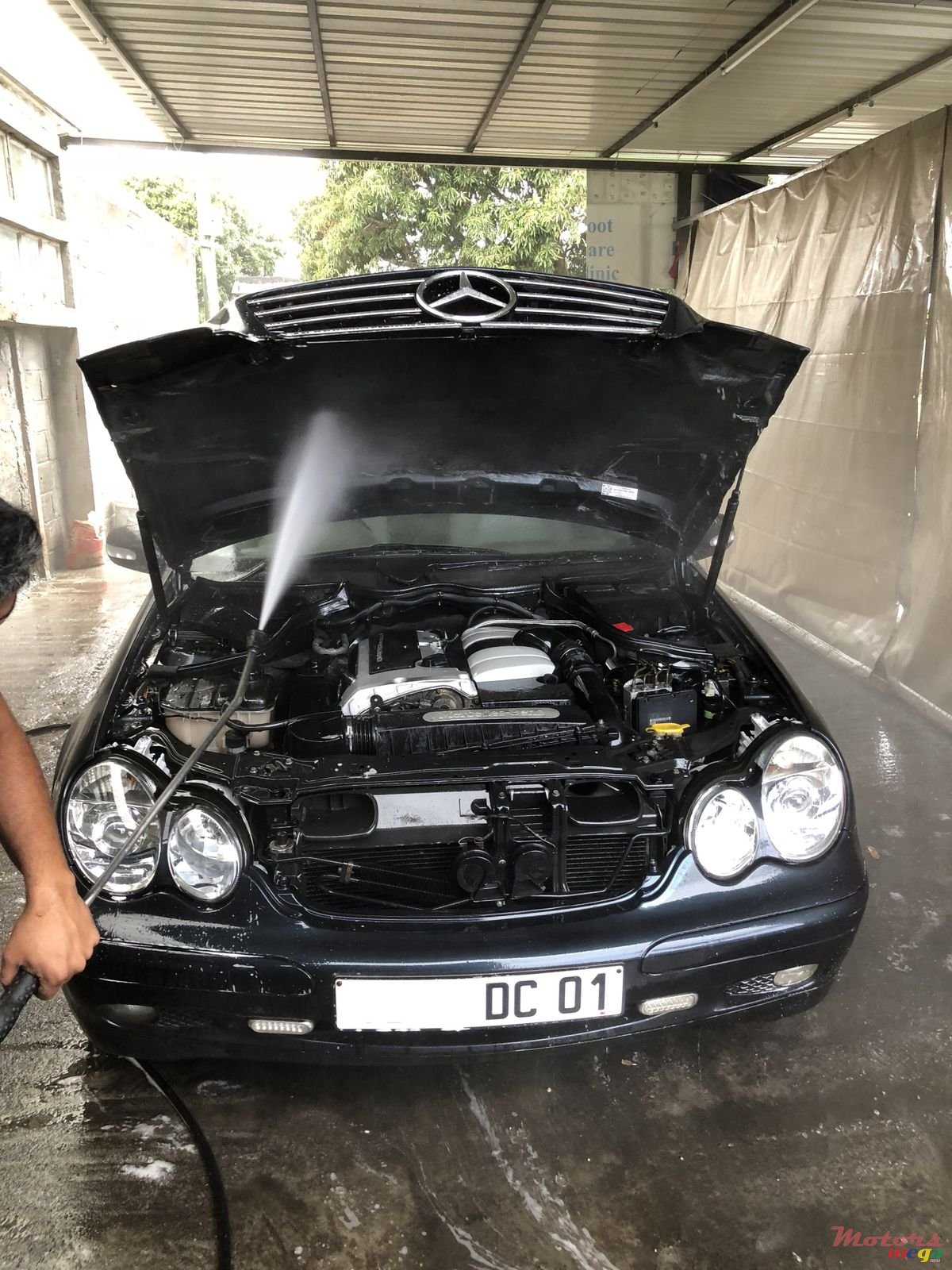 2001' Mercedes-Benz C-Class photo #3