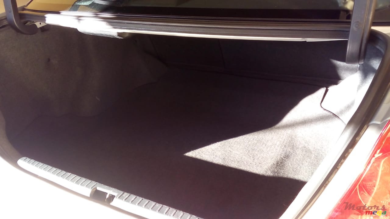 2006' Toyota photo #4