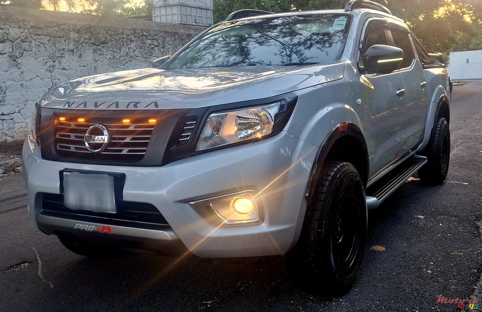 2020' Nissan photo #1