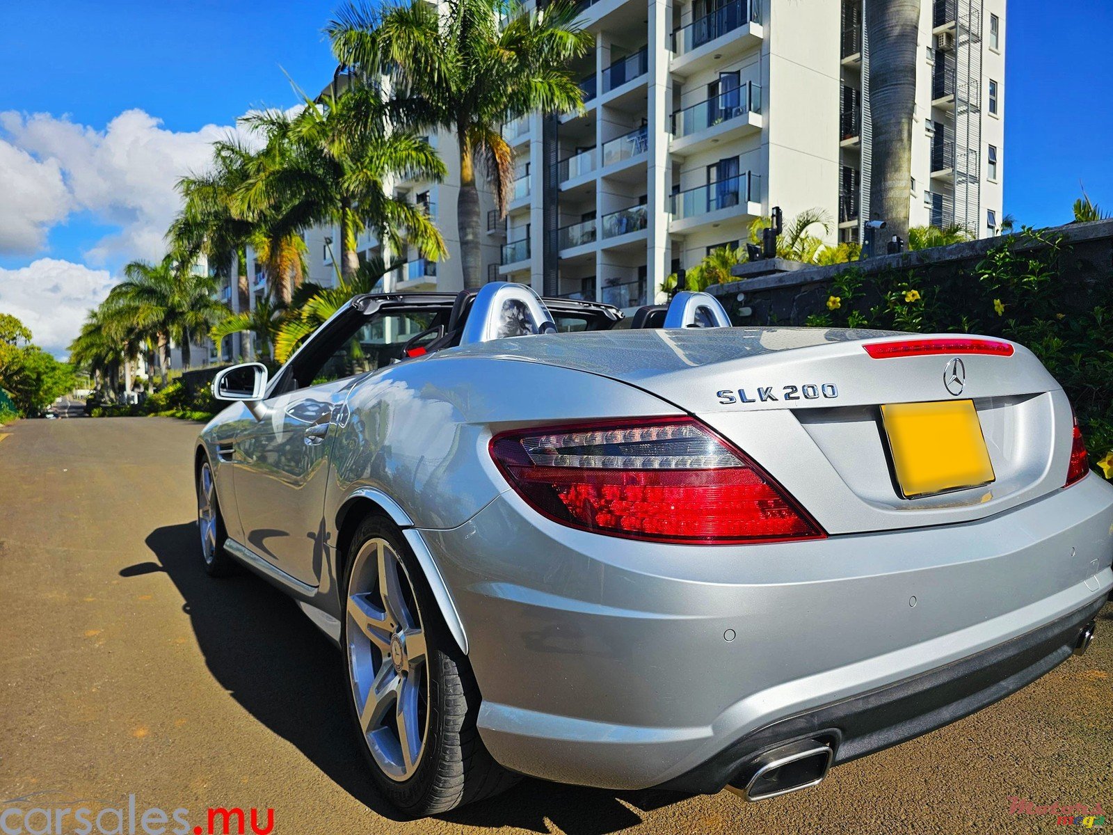 2013' Mercedes-Benz SLK 200 AMG 1.8 photo #4