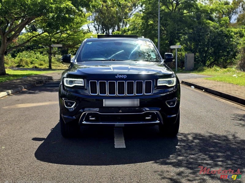 2016' Jeep Grand Cherokee photo #1