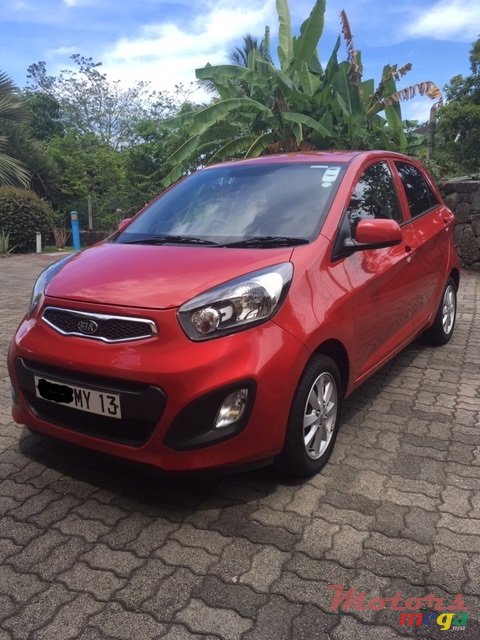 2013' Kia Picanto photo #2