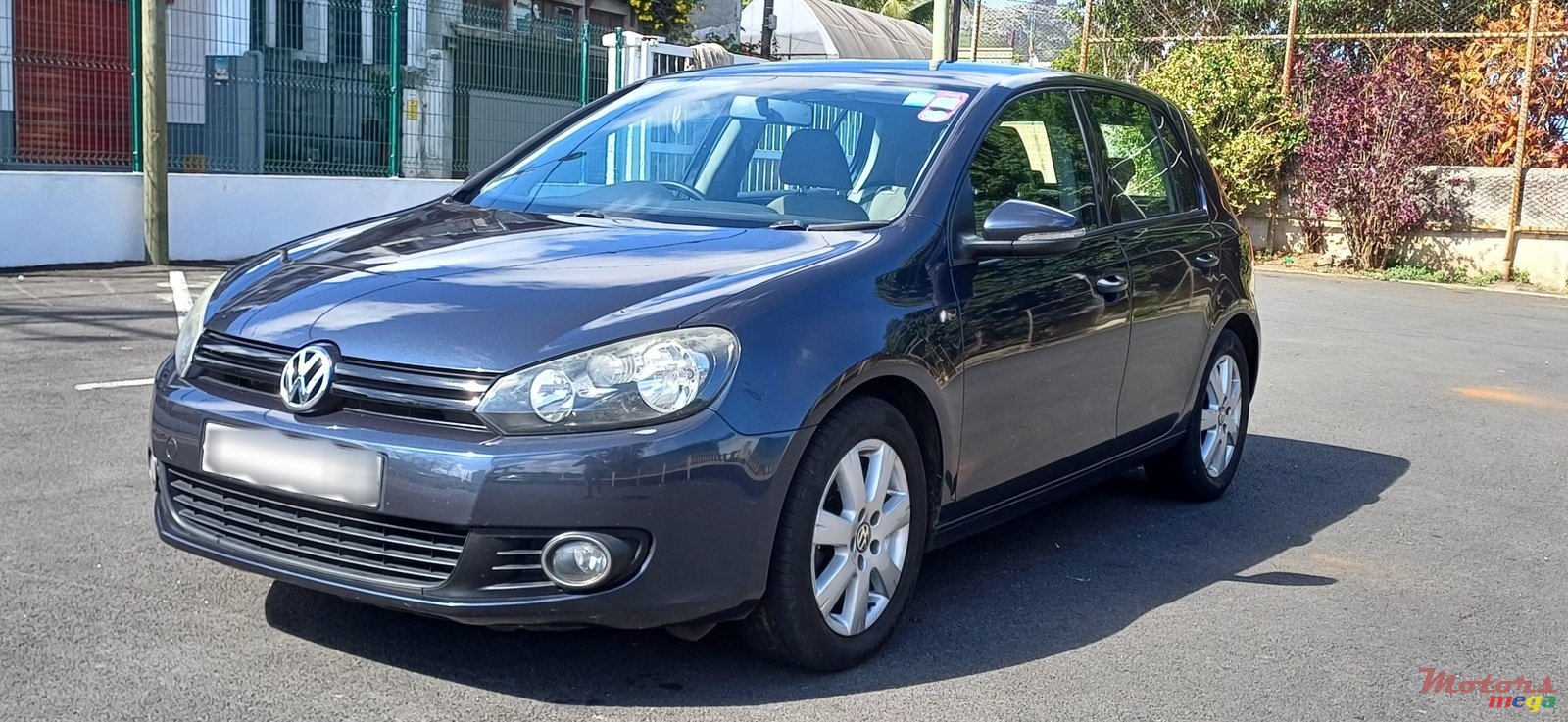 2012' Volkswagen Golf VI R line photo #1
