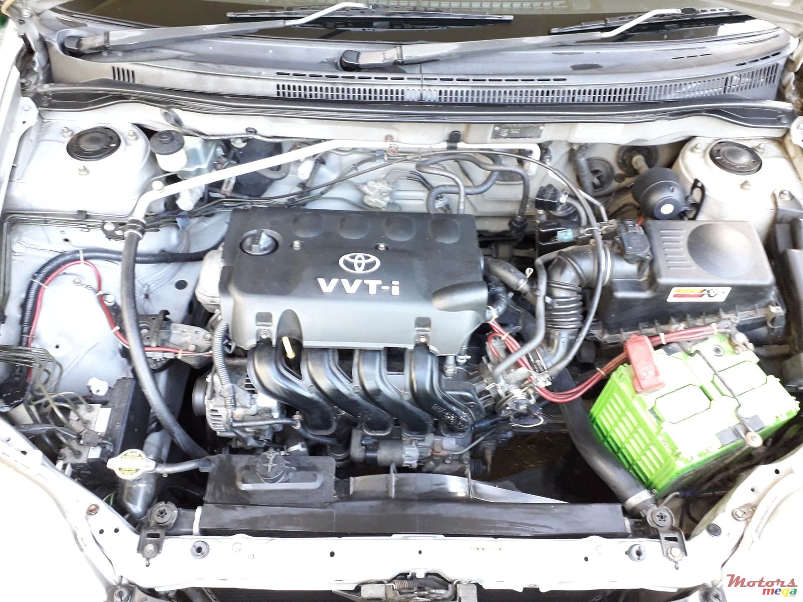 2001' Toyota Corolla NZE photo #1