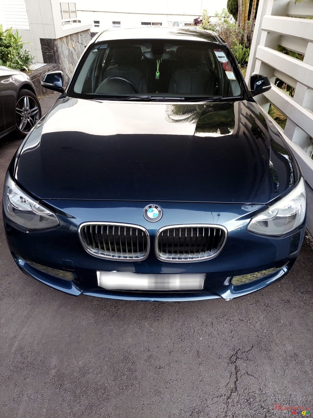 2011' BMW 116 photo #2