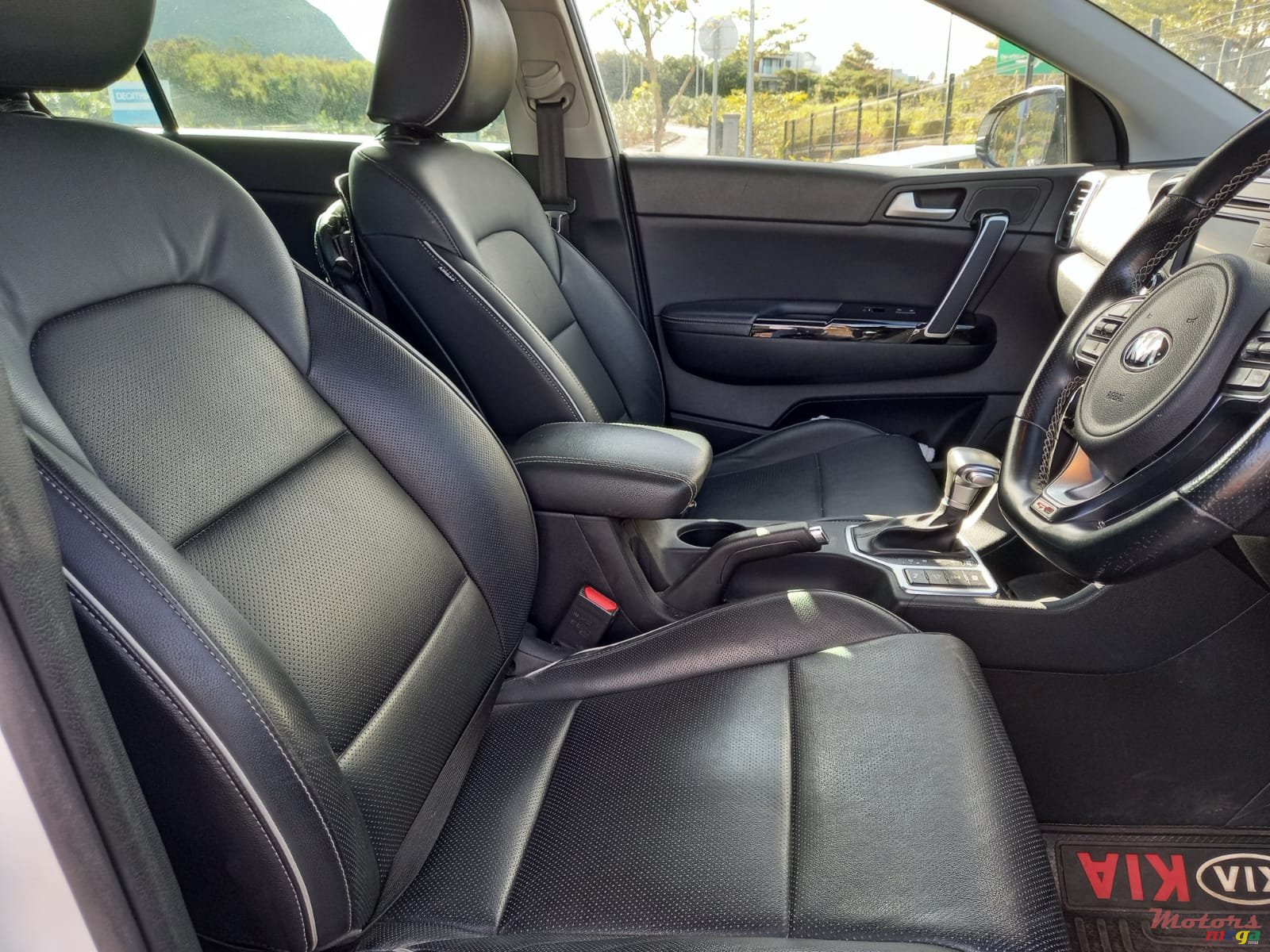 2018' Kia Sportage GT LINE photo #5