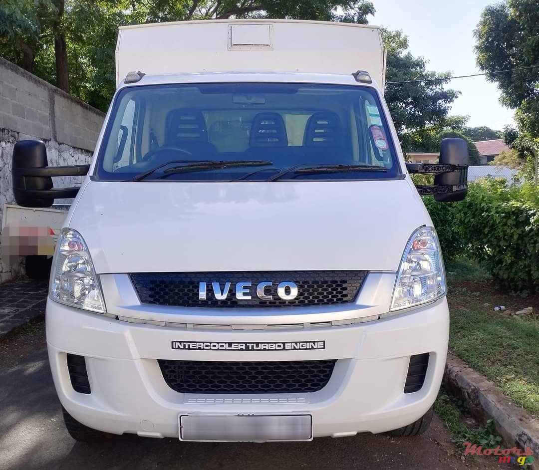 2012' Iveco photo #2