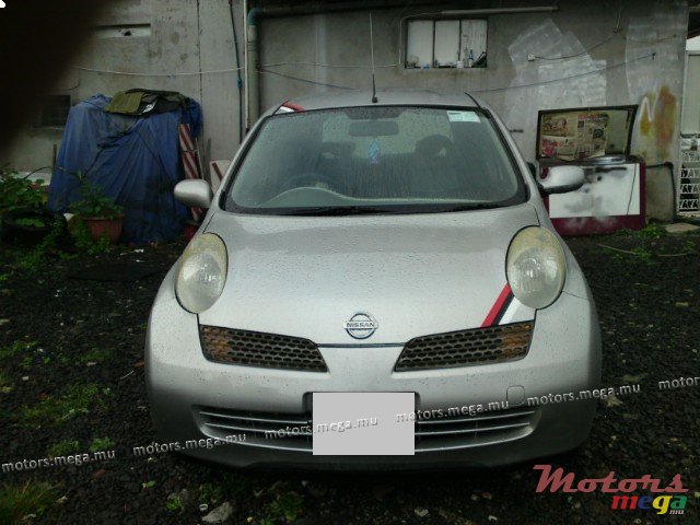 2003' Nissan photo #2