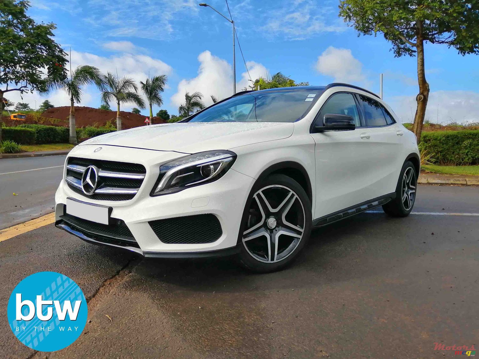 2016' Mercedes-Benz GLA-Class photo #2