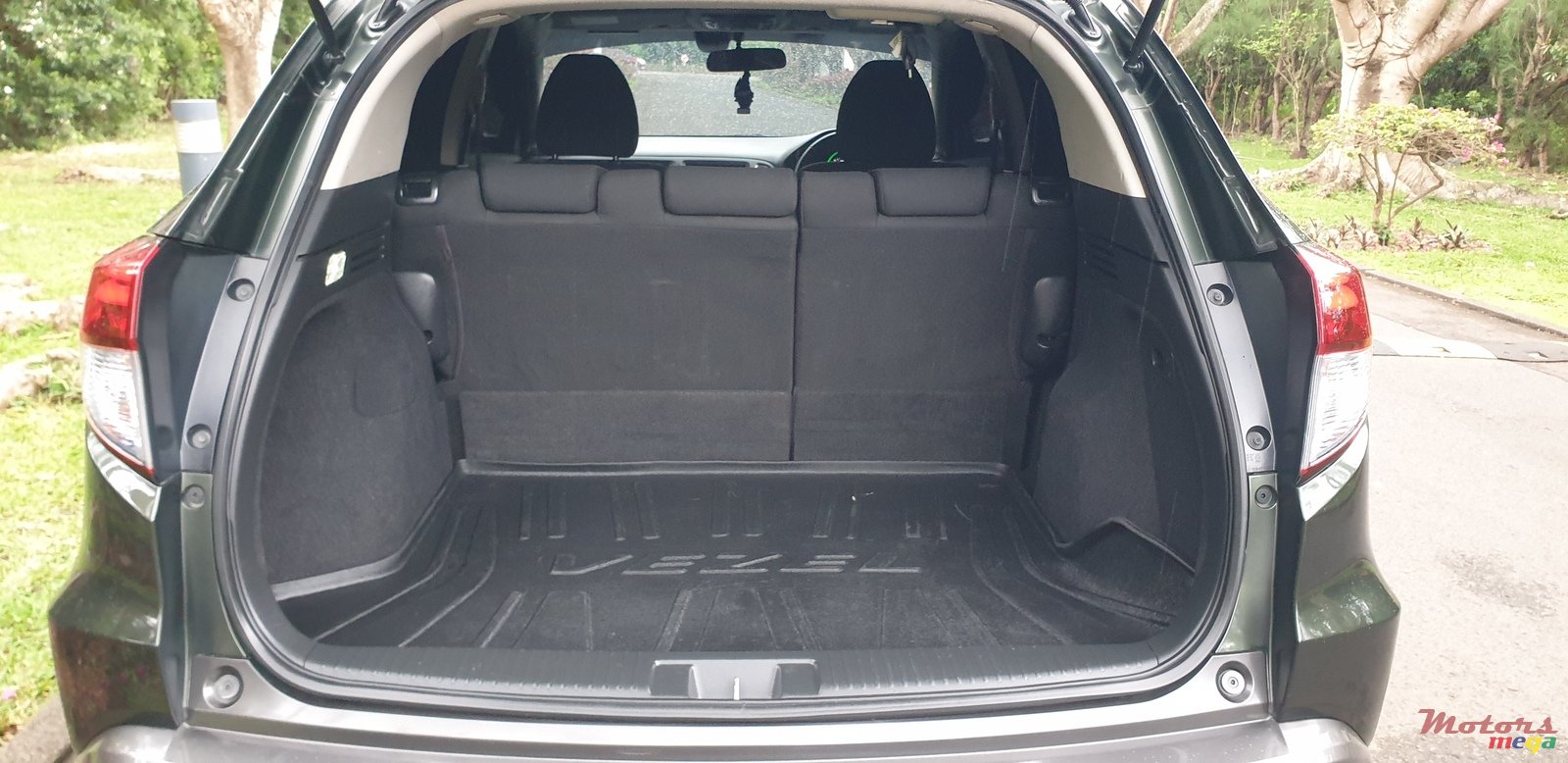 2014' Honda HR-V Vezel photo #7